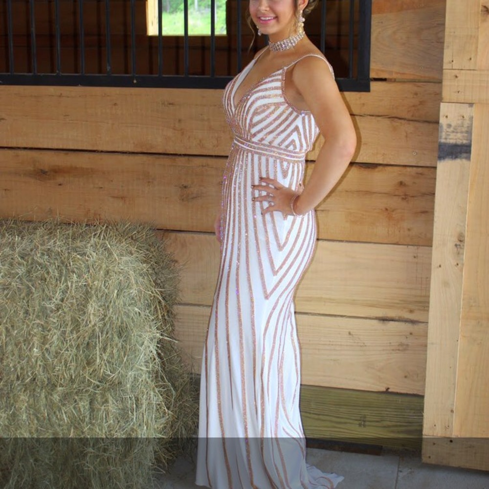 Beautiful white and gold prom or pageant dress